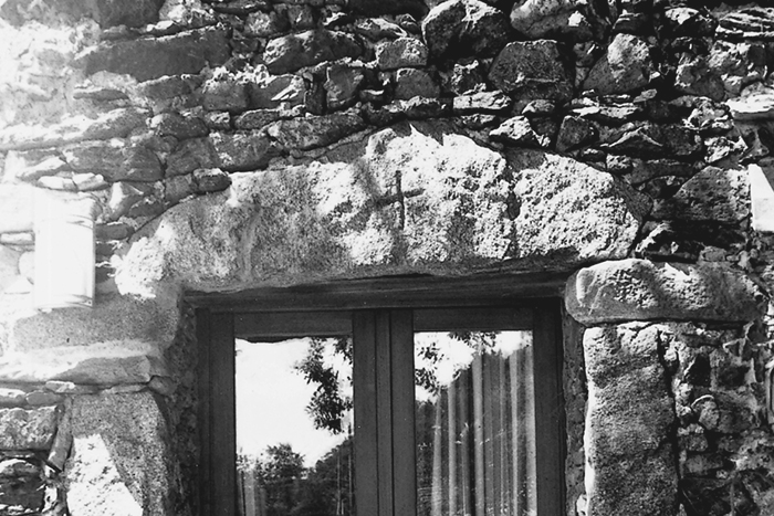 Nucleo antico architrave